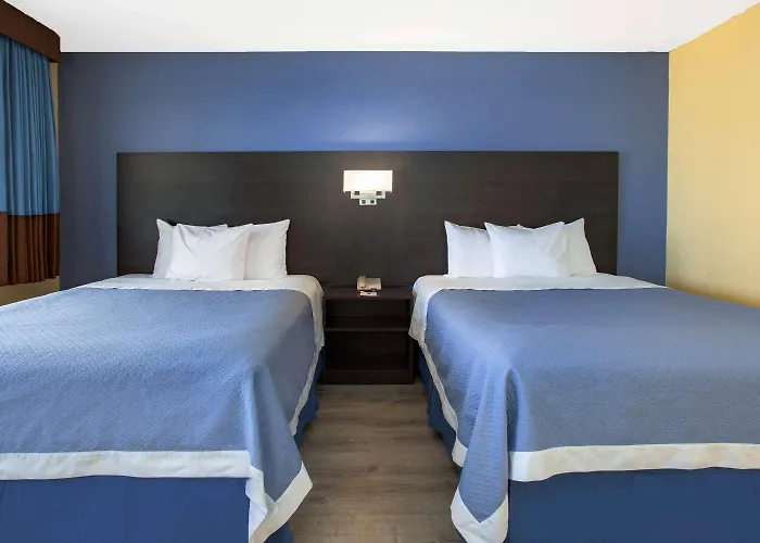 Hotel Days By Wyndham Airport -